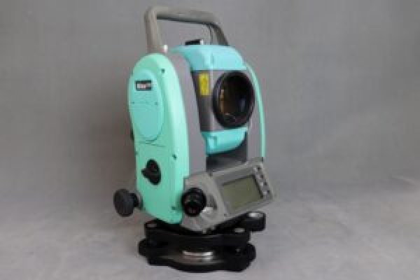 画像3: 【校正済み中古機】【即納可】　Nikon　ニコン　トータルステーション　Nivo 5.SC　ノンプリズム (3)