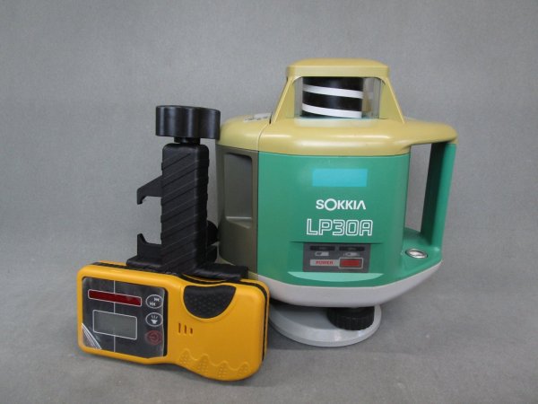 画像1: 【整備済み中古機】【即納可】SOKKIA　ソキア　レーザーレベル　LP30A　※汎用受光器・ホルダーセット（ノーブランド） (1)