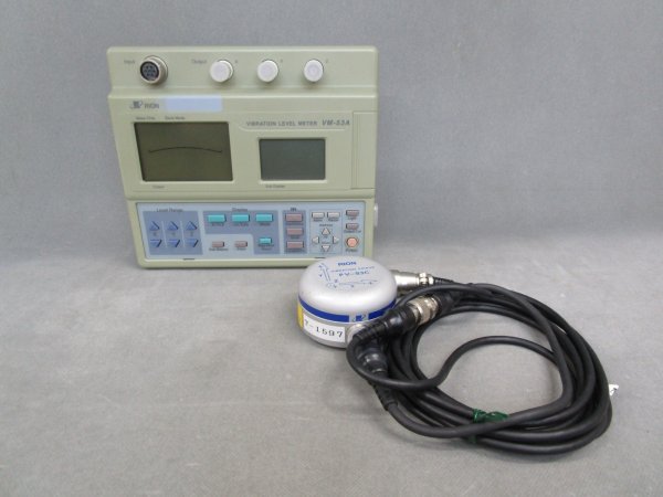 画像1: 【整備済み中古機】【即納可】　RION　リオン　振動レベル計　VM-53A　動作確認済 (1)
